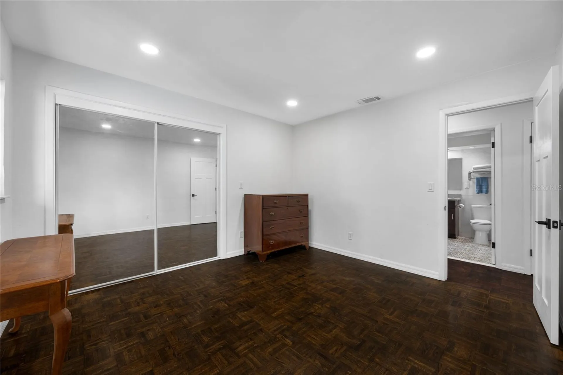1764 Linwood Circle Clearwater FL 33755