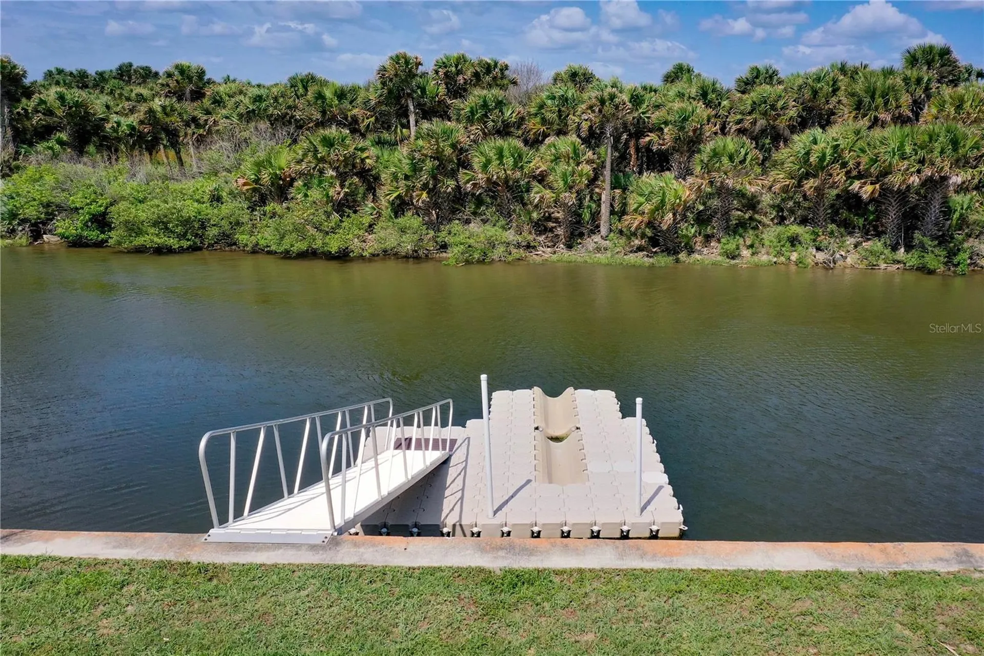 3568 N Ocean Shore Boulevard Palm Coast FL 32137