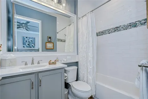 15303 Valencia Del Sol Street Wimauma FL 33598