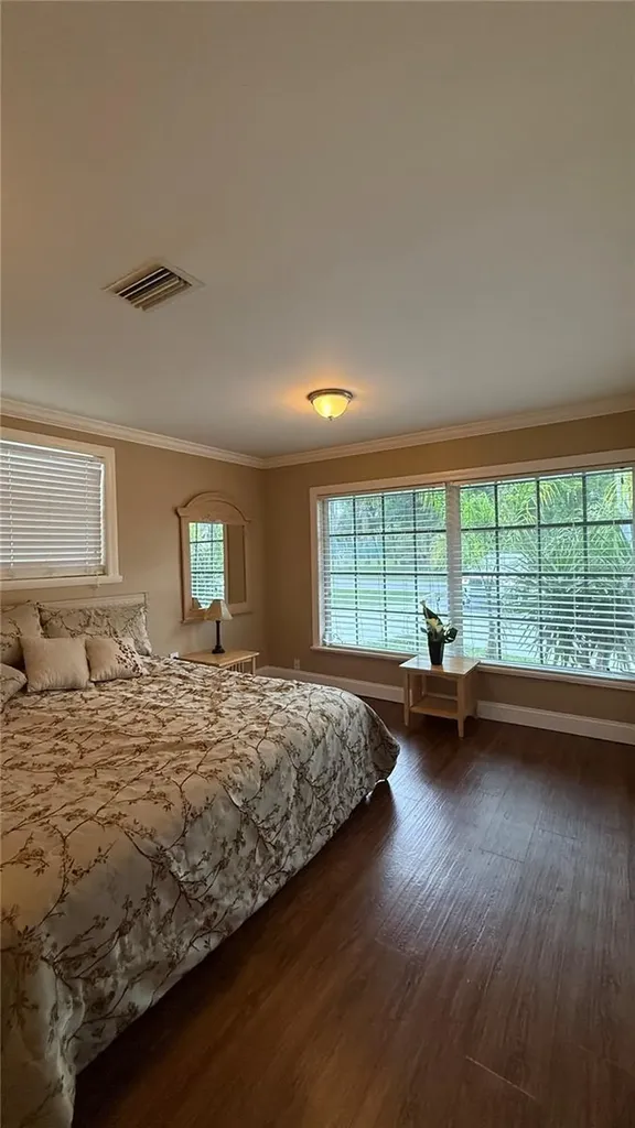 695 Alligator Drive Venice FL 34293
