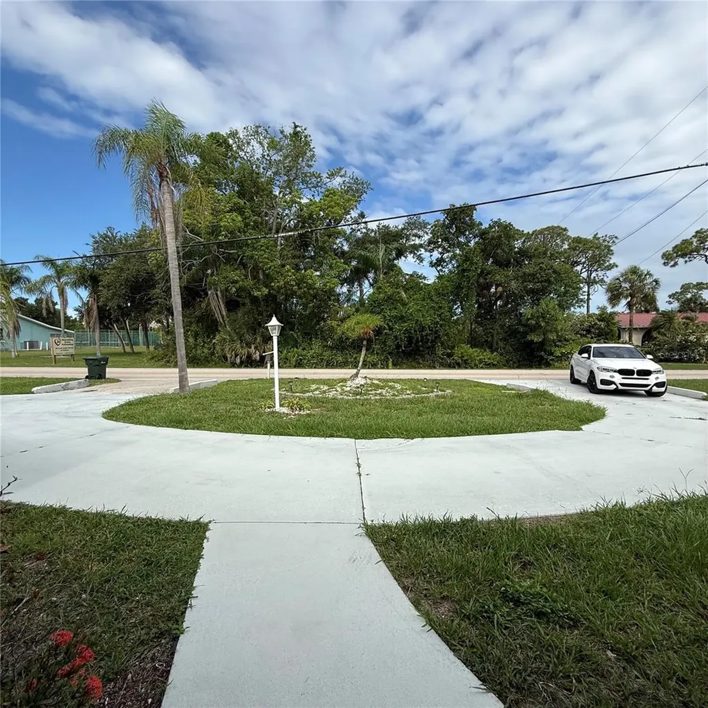 695 Alligator Drive Venice FL 34293
