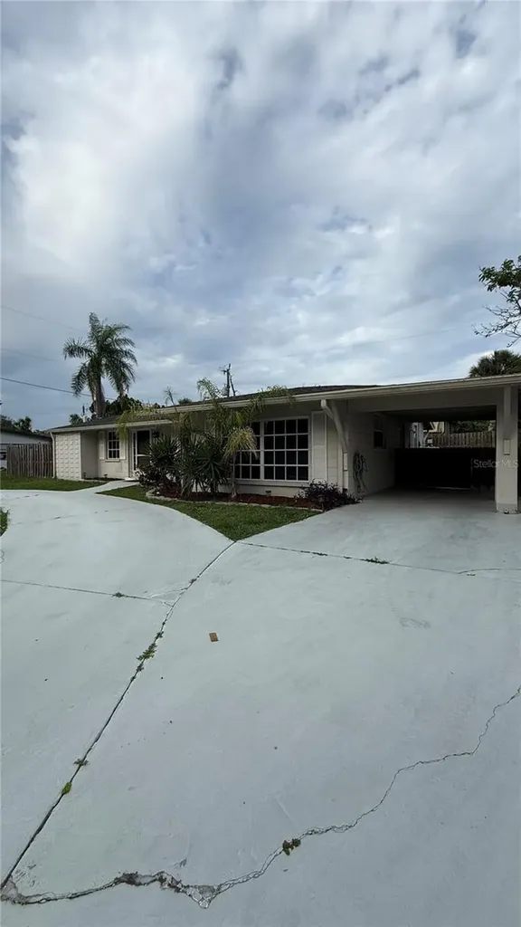 695 Alligator Drive Venice FL 34293