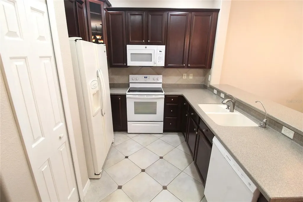 3474 Parkridge Circle Sarasota FL 34243