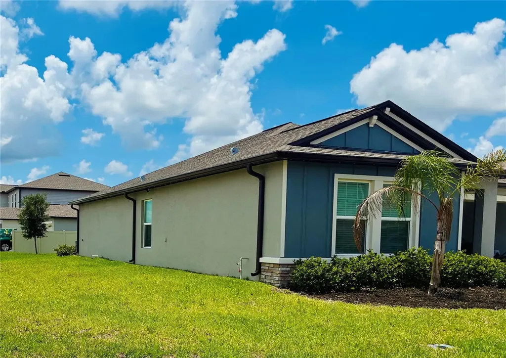 2141 Lanier Road Zephyrhills FL 33541