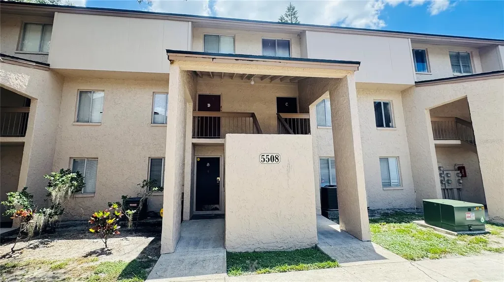 5508 Pokeweed Court Tampa FL 33617