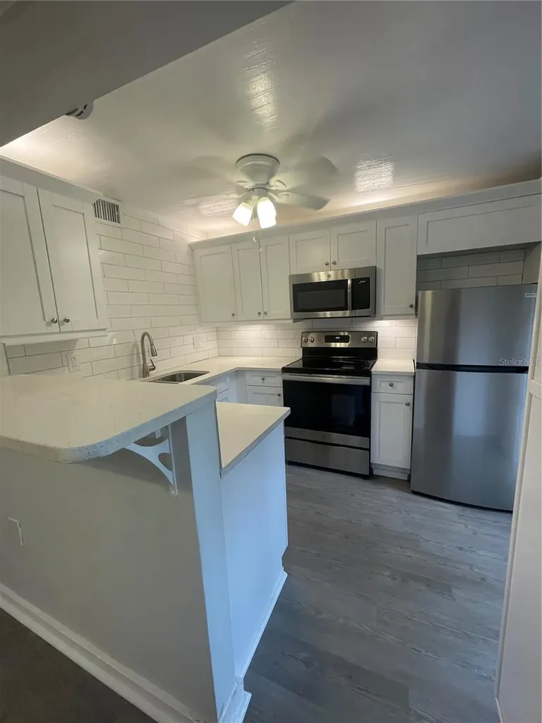807 1/2 S Fremont Avenue Tampa FL 33606