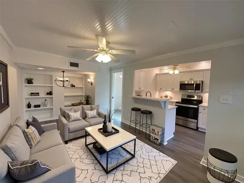807 1/2 S Fremont Avenue Tampa FL 33606