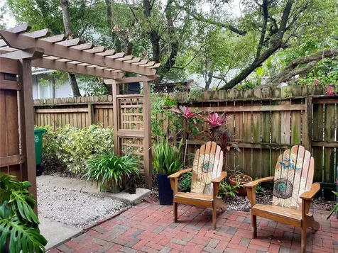 807 1/2 S Fremont Avenue Tampa FL 33606