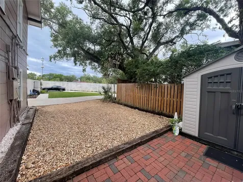 807 1/2 S Fremont Avenue Tampa FL 33606