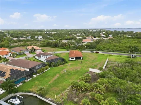 2317 5th Street E Palmetto FL 34221