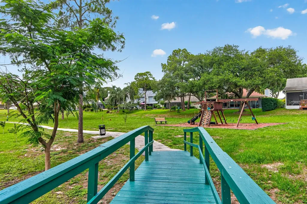 2728 Bentley Drive Palm Harbor FL 34684