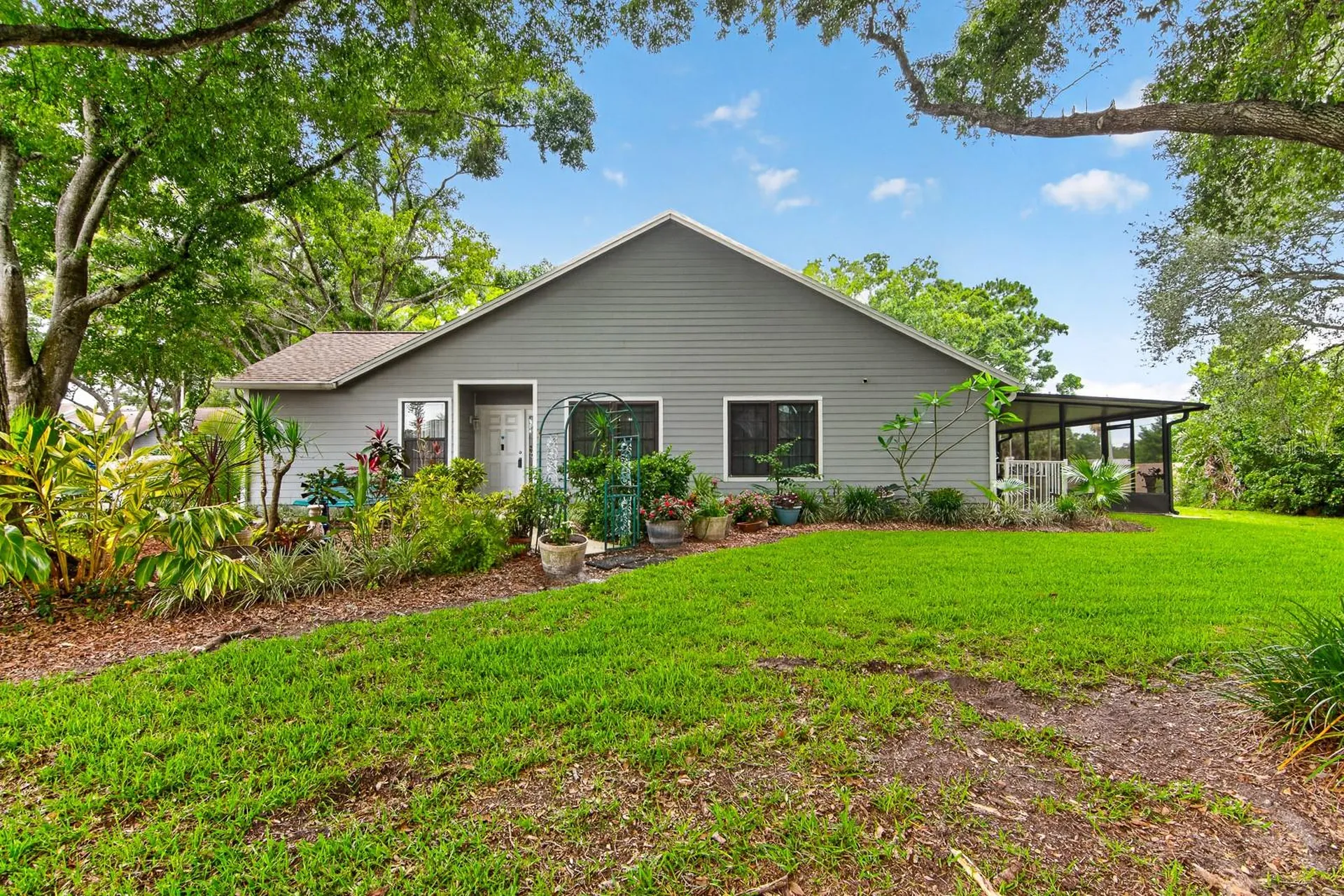 2728 Bentley Drive Palm Harbor FL 34684