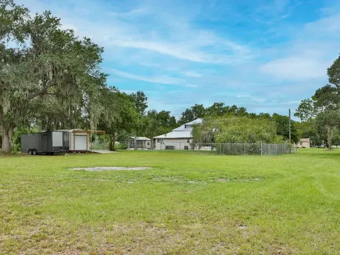 3016 N Maryland Avenue Plant City FL 33563