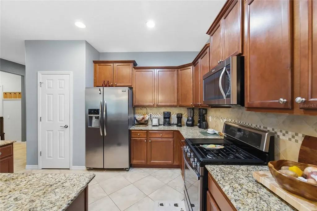 212 Granada Lane Davenport FL 33837