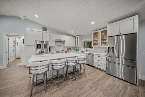 6207 93rd Street Circle E Bradenton FL 34202