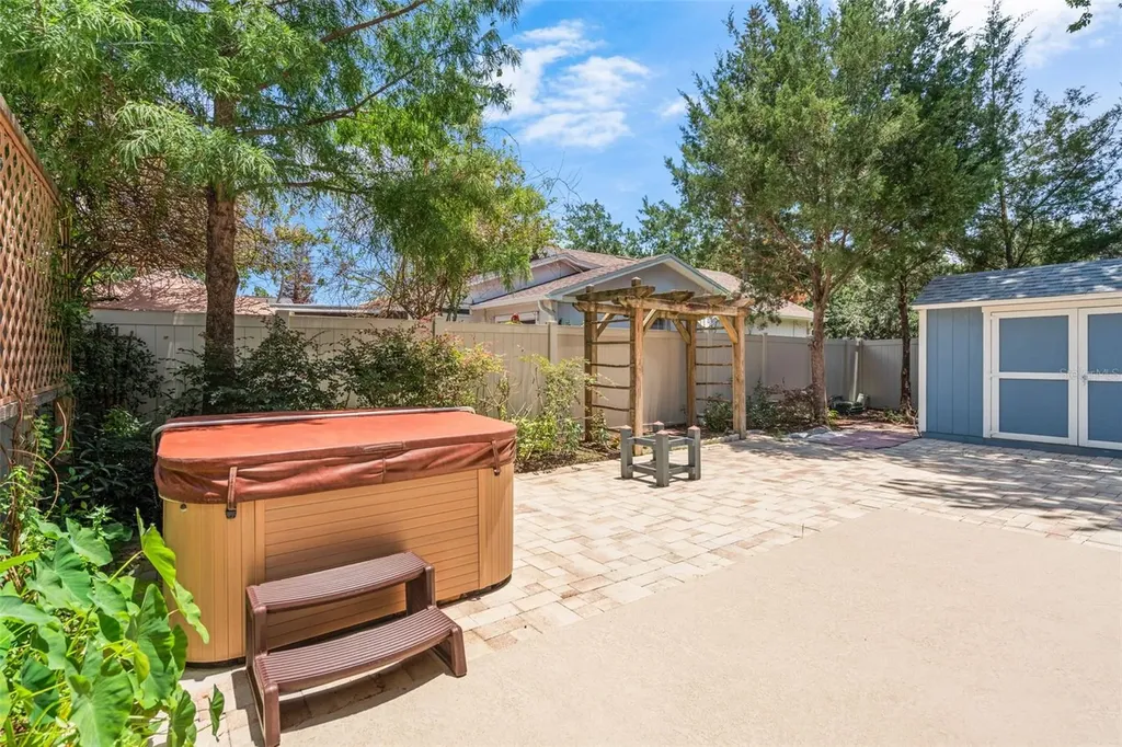 145 Becky Thatcher Court Orlando FL 32828