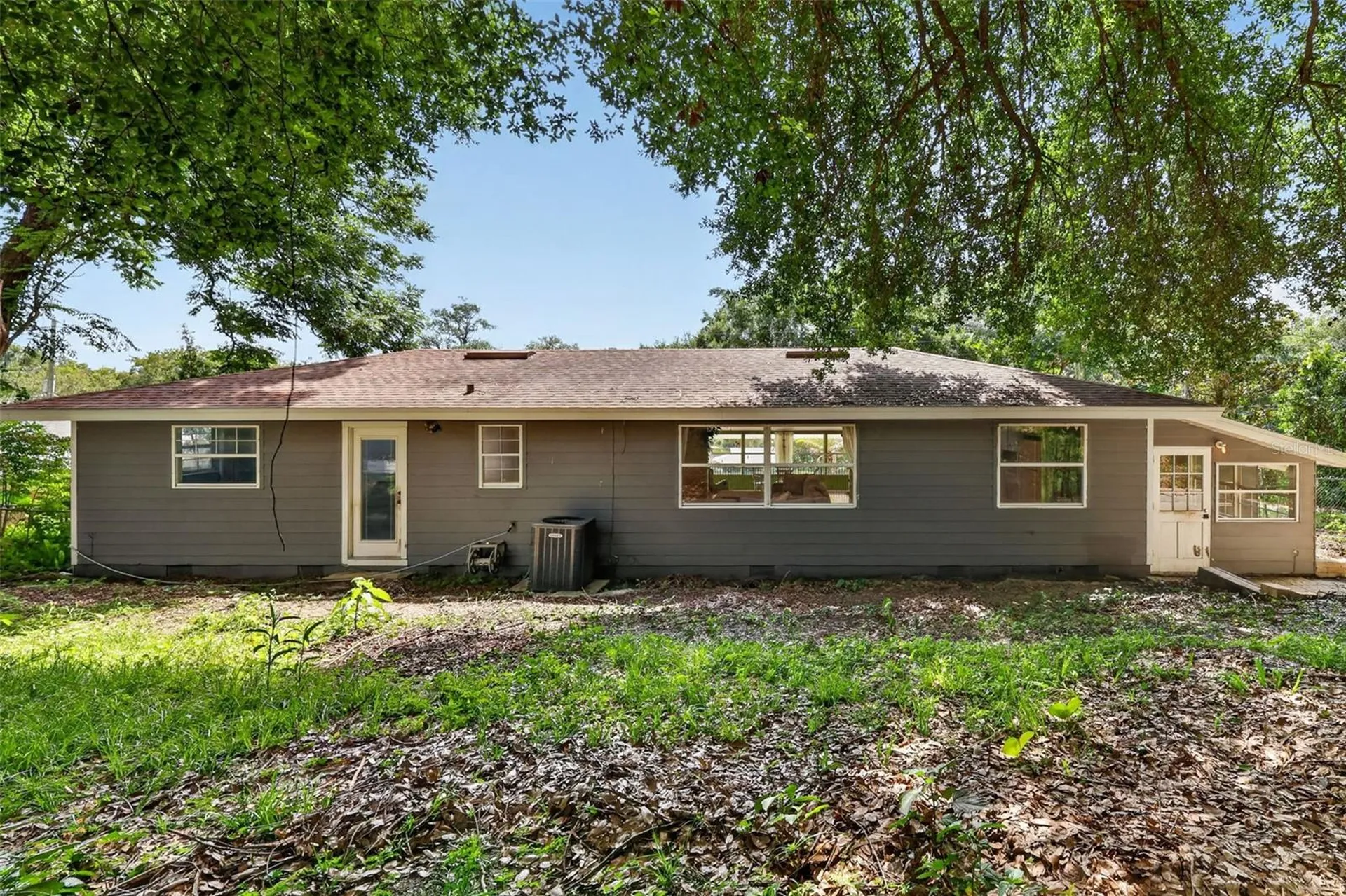 1811 Hilltop Drive Mount Dora FL 32757