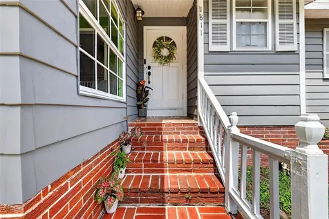 1811 Hilltop Drive Mount Dora FL 32757