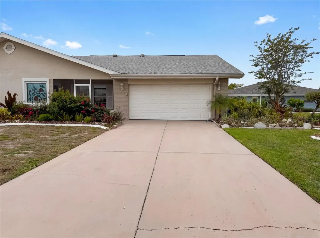 1838 N Pebble Beach Boulevard Sun City Center FL 33573