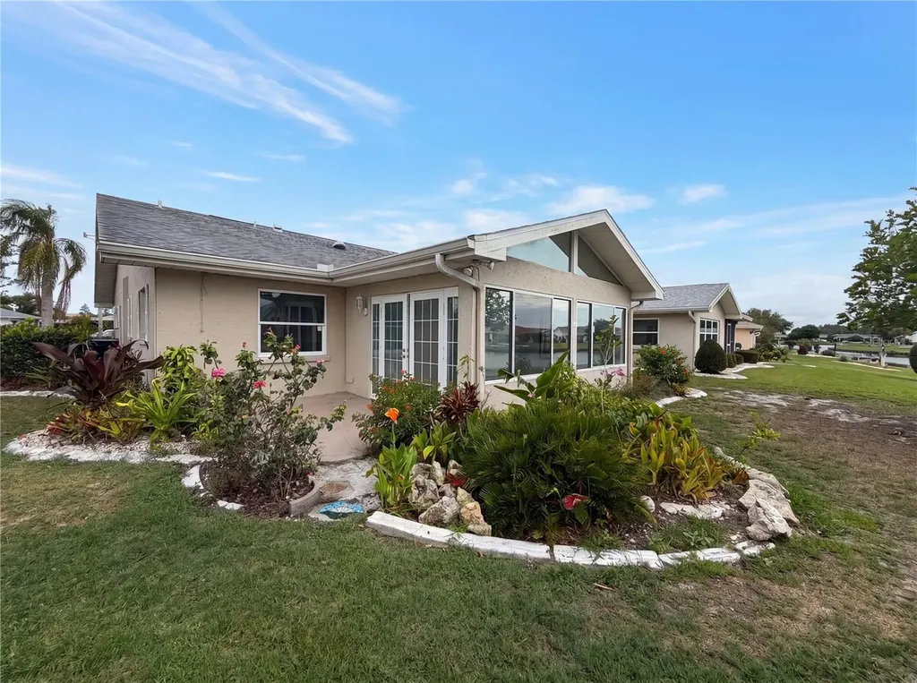 1838 N Pebble Beach Boulevard Sun City Center FL 33573