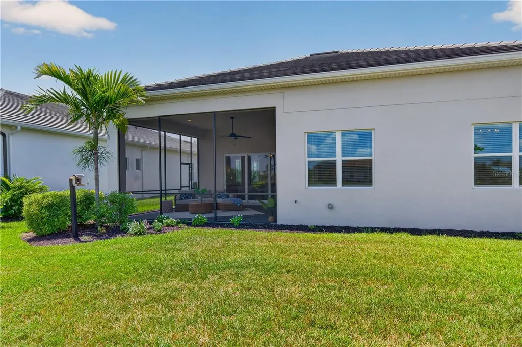 8154 Redonda Loop Lakewood Ranch FL 34202