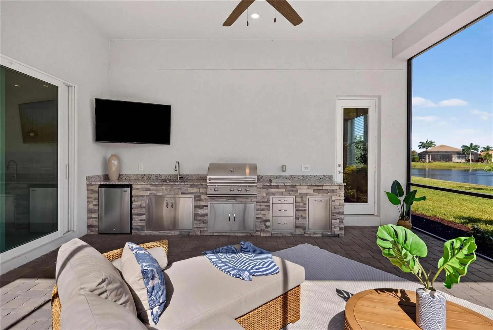 8154 Redonda Loop Lakewood Ranch FL 34202