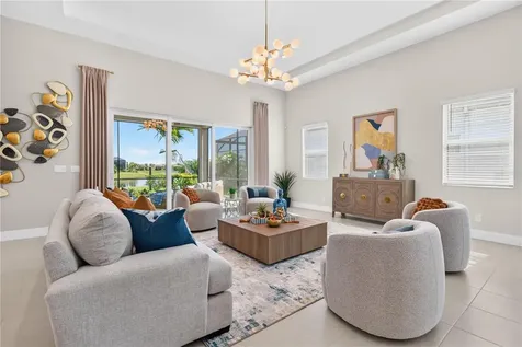 8154 Redonda Loop Lakewood Ranch FL 34202