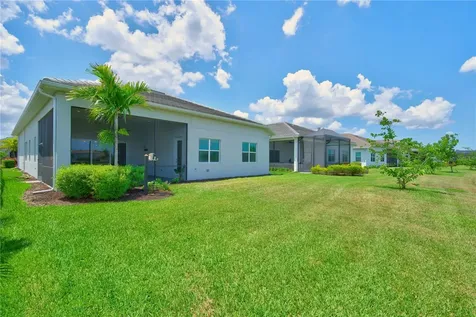 8154 Redonda Loop Lakewood Ranch FL 34202