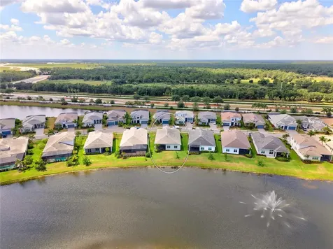 8154 Redonda Loop Lakewood Ranch FL 34202