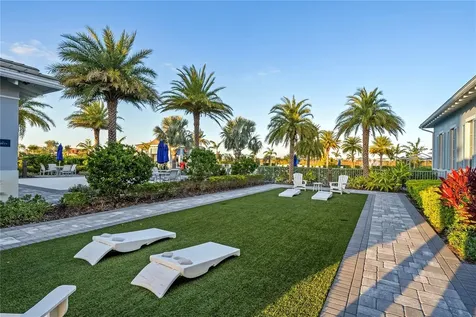 8154 Redonda Loop Lakewood Ranch FL 34202