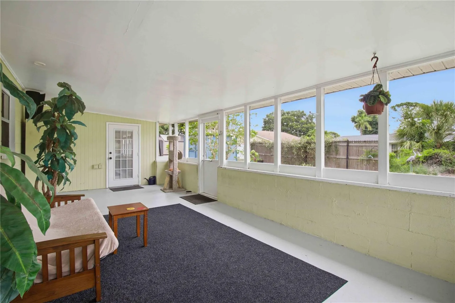 330 Crosby Court Sarasota FL 34237