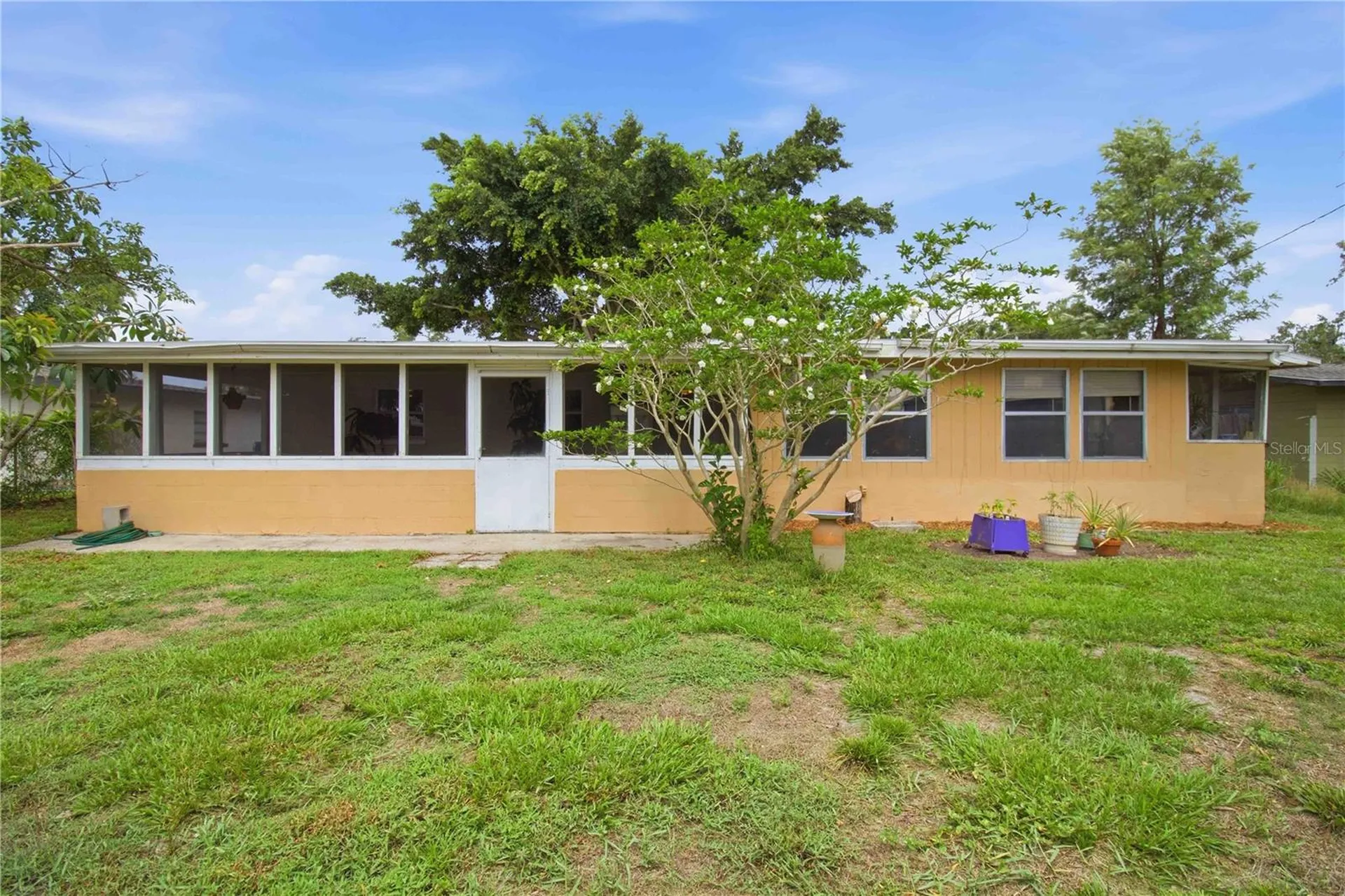 330 Crosby Court Sarasota FL 34237