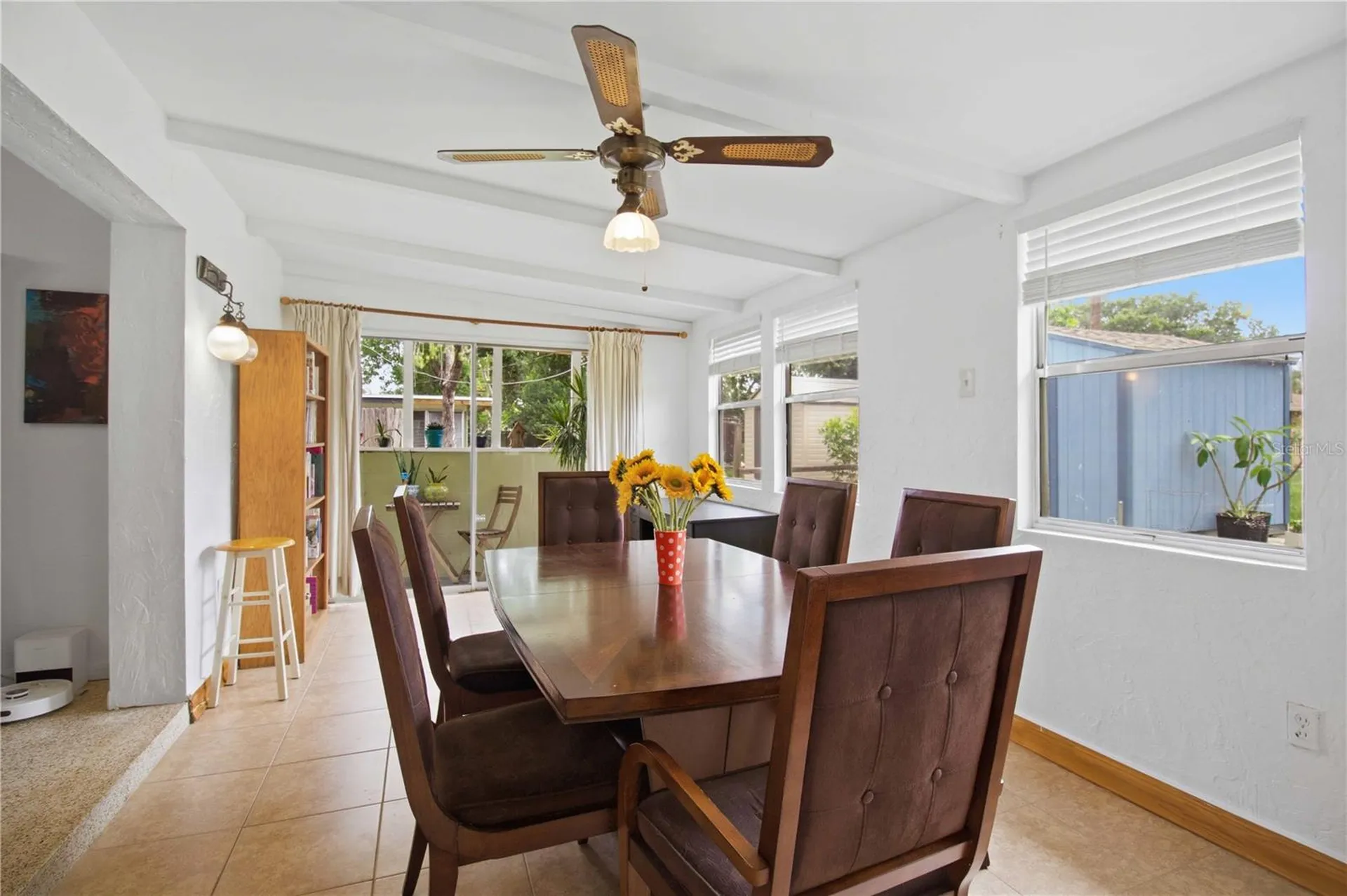 330 Crosby Court Sarasota FL 34237