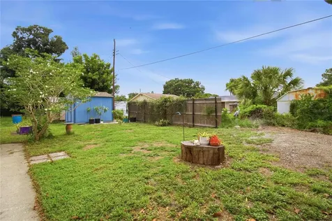 330 Crosby Court Sarasota FL 34237