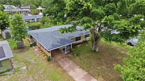 330 Crosby Court Sarasota FL 34237
