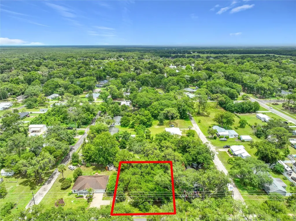 175 N Summit Avenue Lake Helen FL 32744