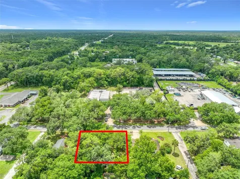 175 N Summit Avenue Lake Helen FL 32744