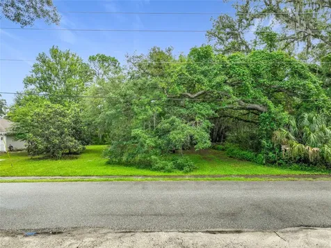 175 N Summit Avenue Lake Helen FL 32744
