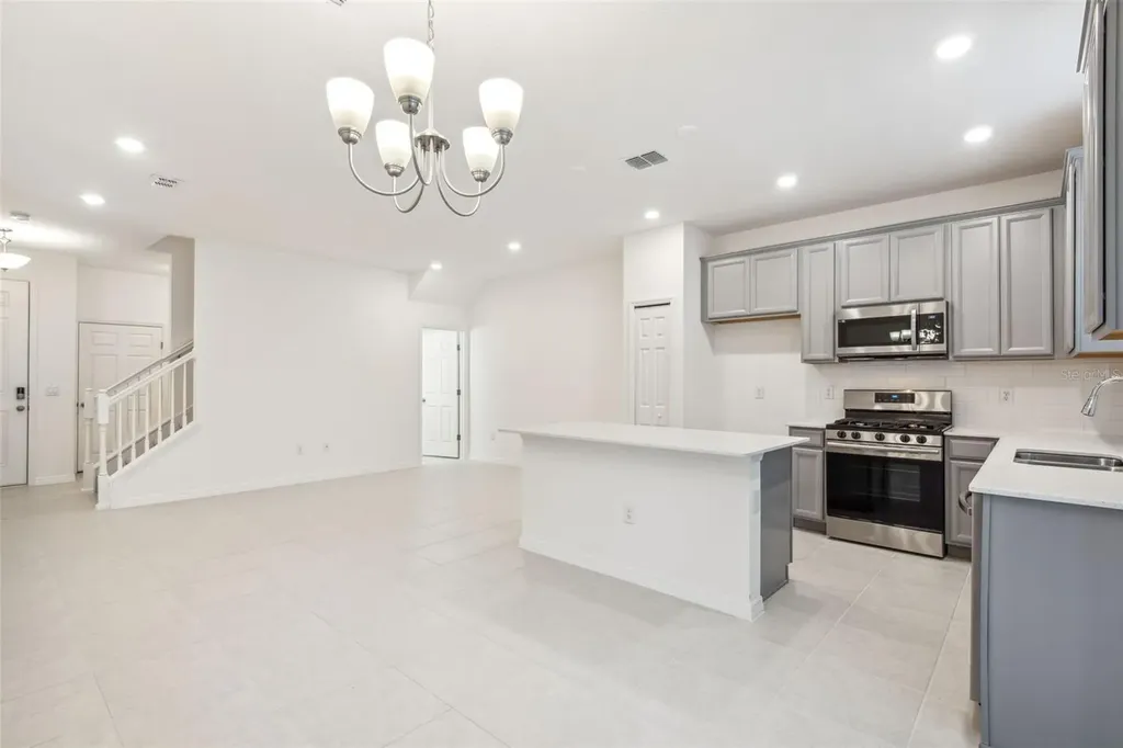 5756 Spotted Harrier Way Lithia FL 33547