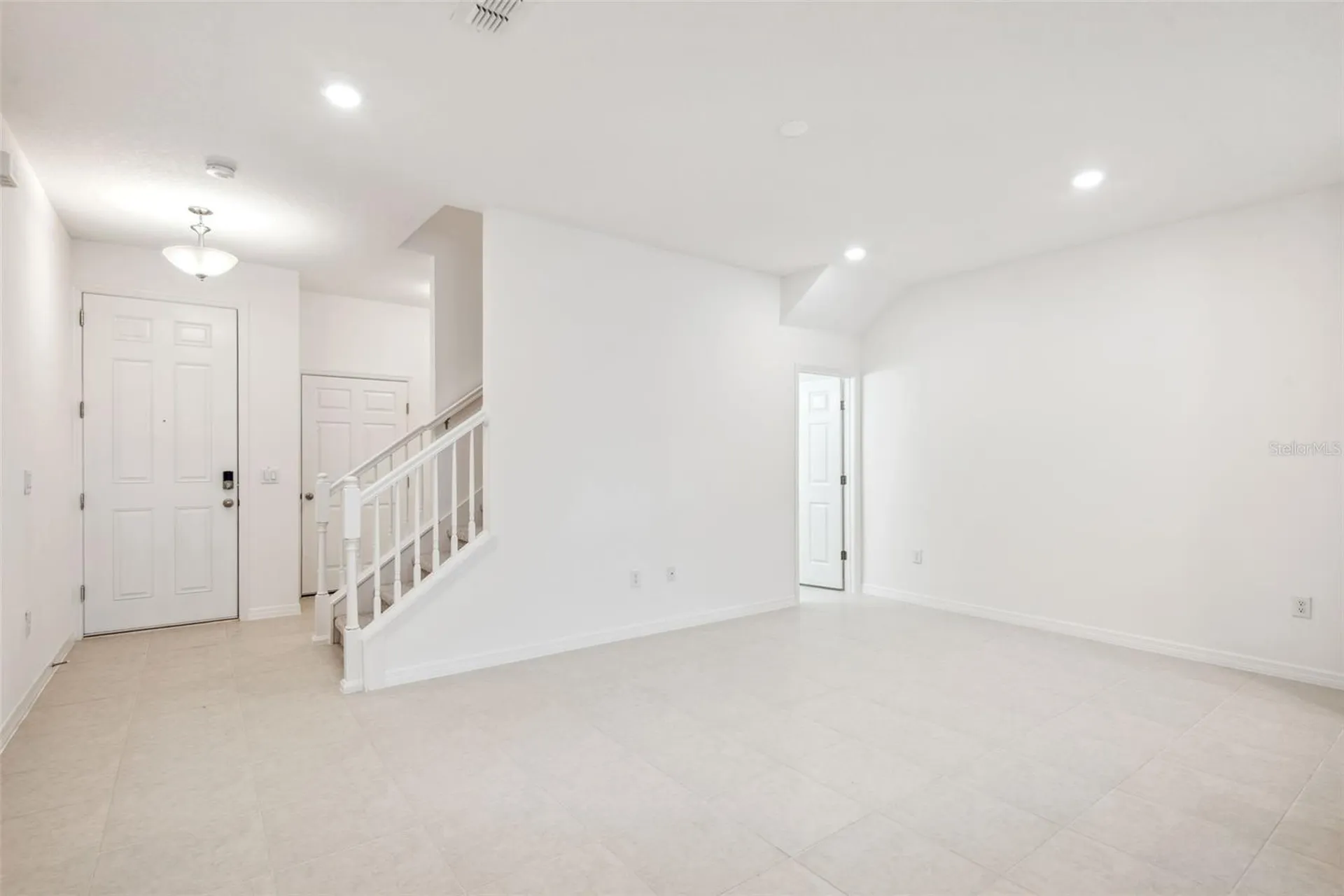 5756 Spotted Harrier Way Lithia FL 33547