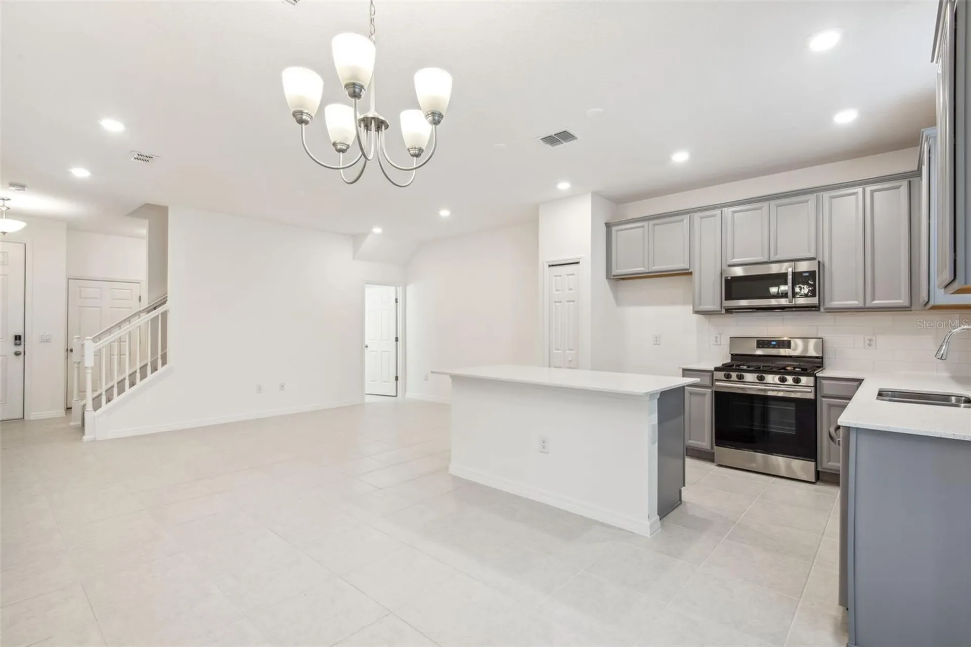 5756 Spotted Harrier Way Lithia FL 33547