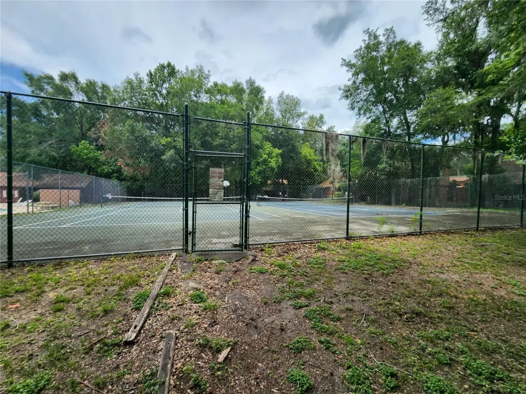 823 SW 58th Terrace Gainesville FL 32607