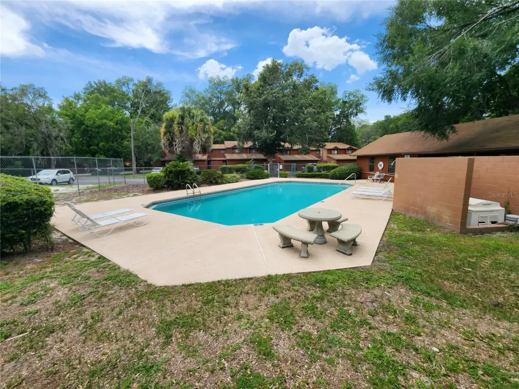 823 SW 58th Terrace Gainesville FL 32607