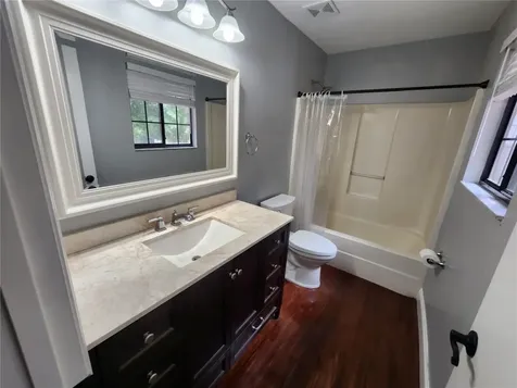 823 SW 58th Terrace Gainesville FL 32607