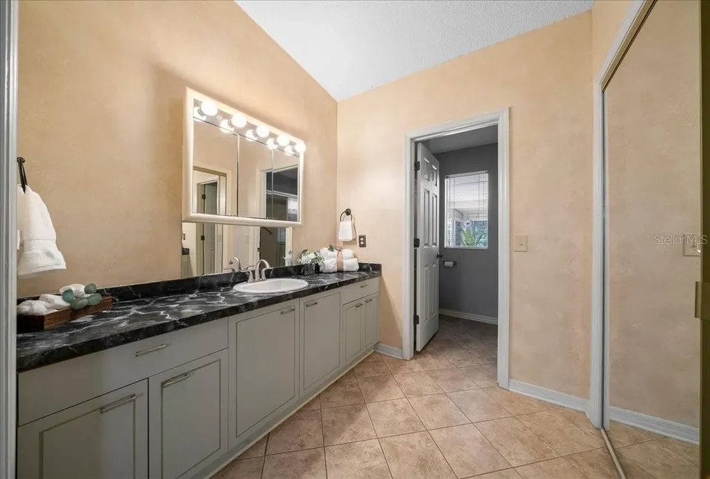 1133 Del Toro Drive Lady Lake FL 32159