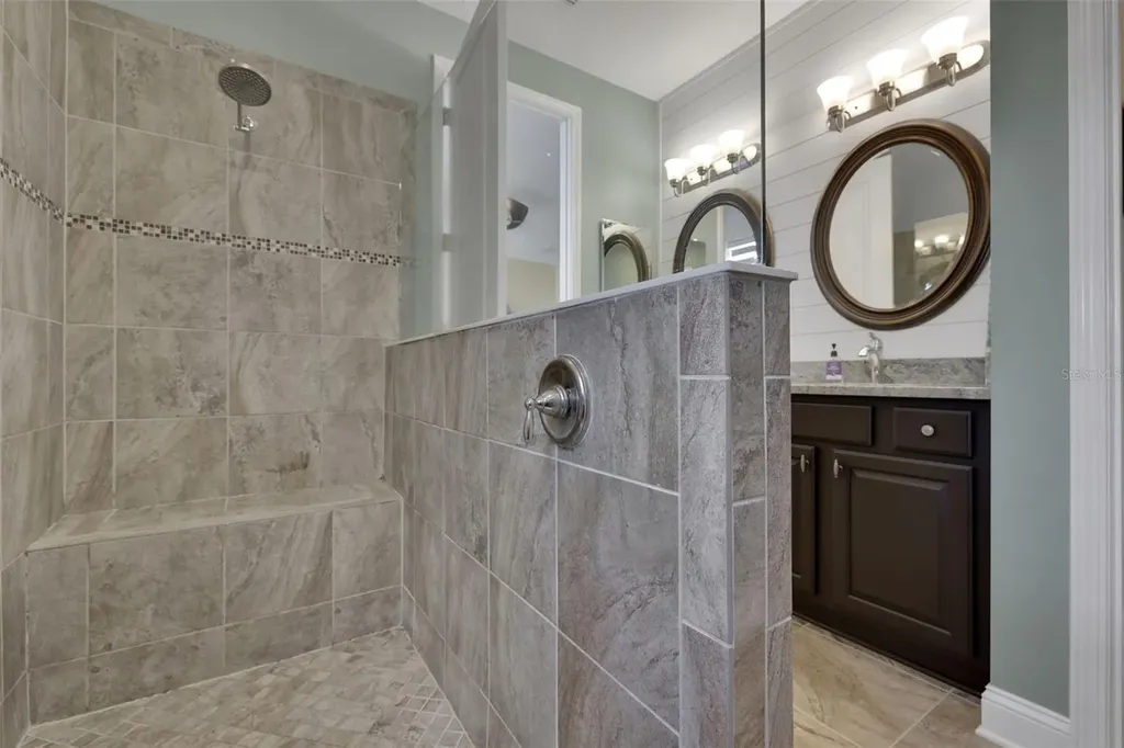 27 Sandy Beach Way Palm Coast FL 32137