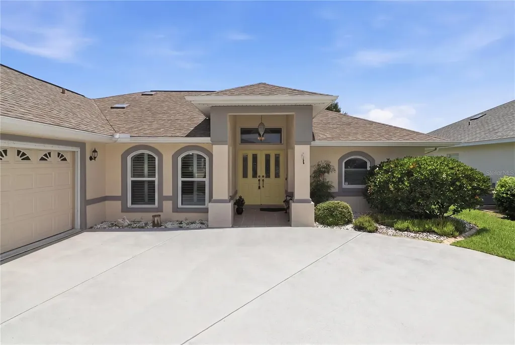 13 College Court Palm Coast FL 32137