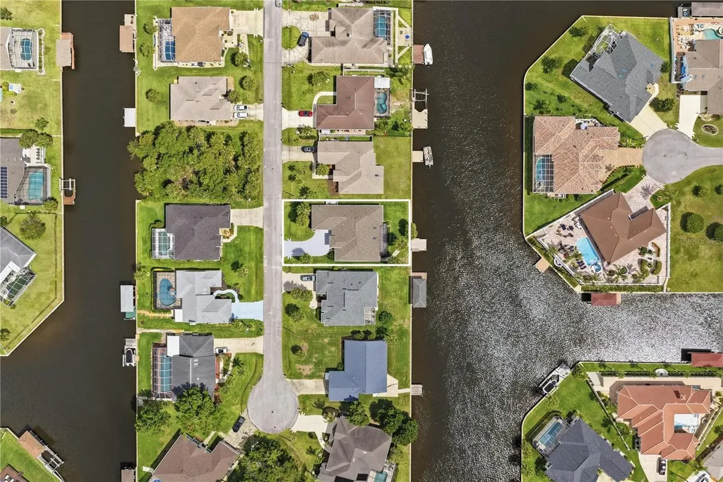 13 College Court Palm Coast FL 32137
