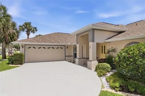 13 College Court Palm Coast FL 32137