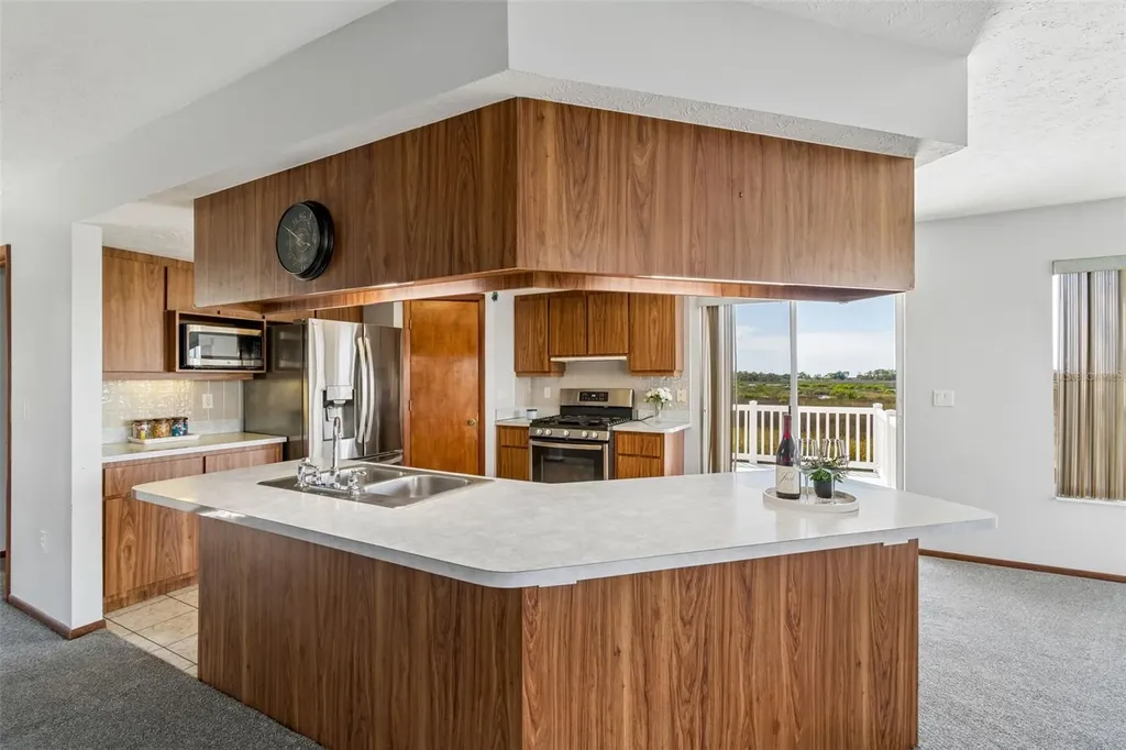 5247 Tropical Point Weeki Wachee FL 34607